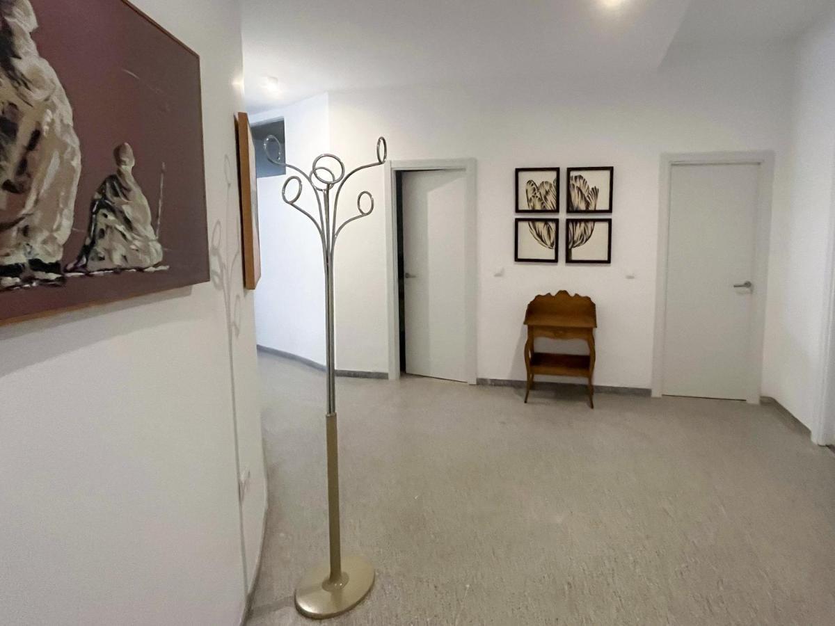 Amplio Apartamento En Av. Carlos Haya Malaga Exterior photo